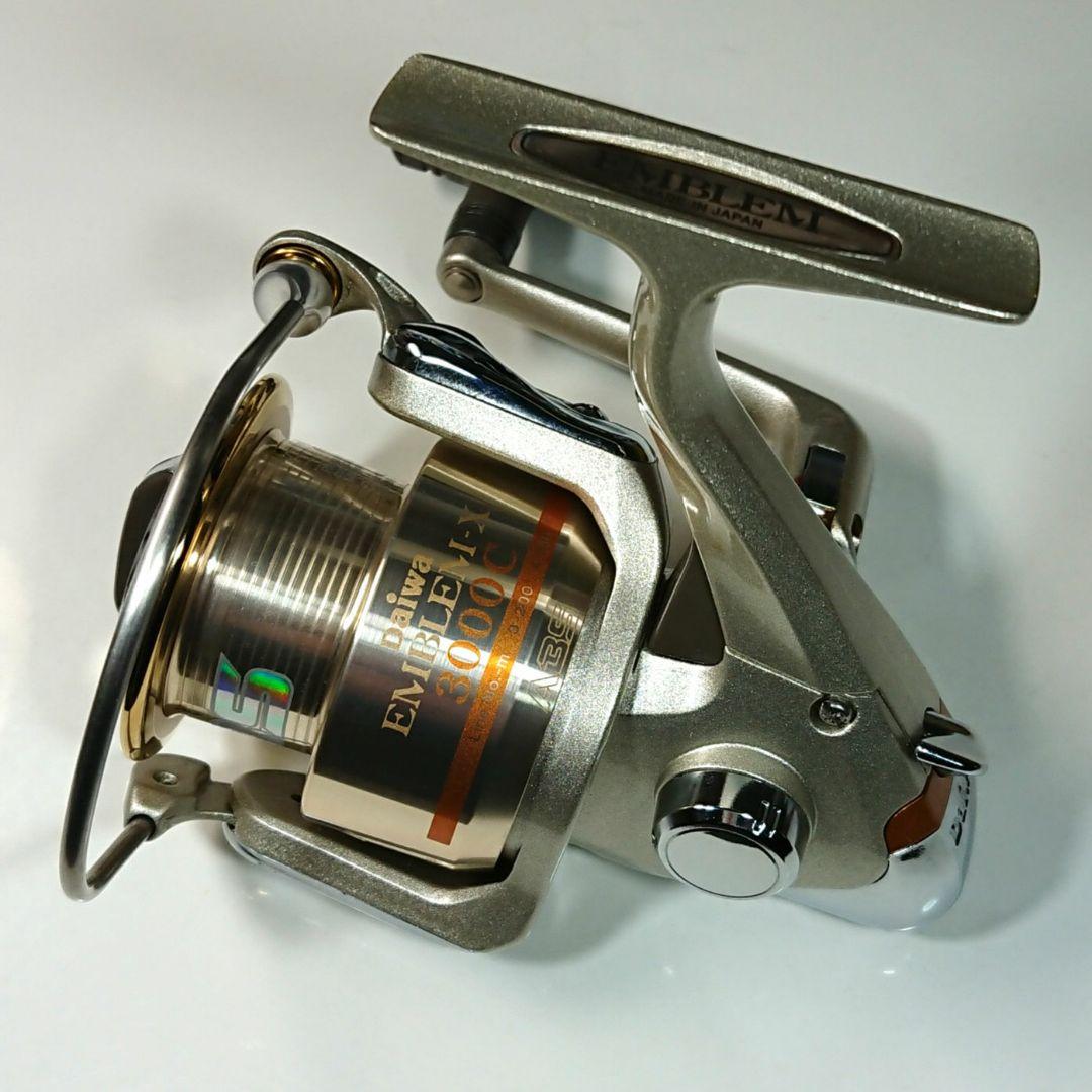 新品 未使用 ダイワ エンブレム−X 3000C　EMBLEM−X