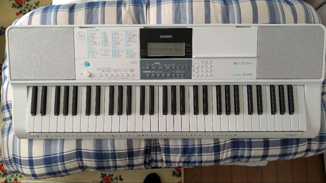 極美品　CASIO LK-516 キーボード 61鍵