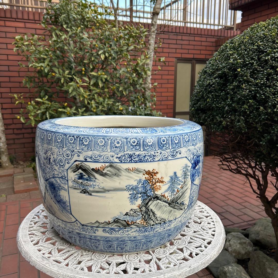 中国骨董50年旧蔵【染付手絵龍、松、山水紋窓絵大鉢火鉢金魚鉢睡蓮鉢水槽に兼用 】