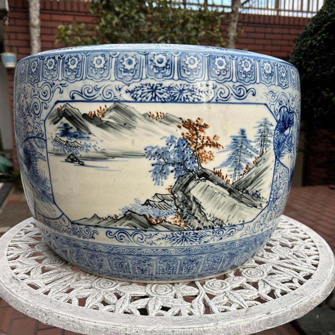 中国骨董50年旧蔵【染付手絵龍、松、山水紋窓絵大鉢火鉢金魚鉢睡蓮鉢水槽に兼用 】