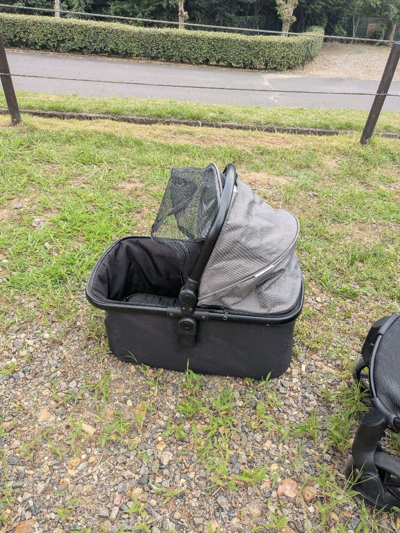 ピッコロカーネ　犬用カート