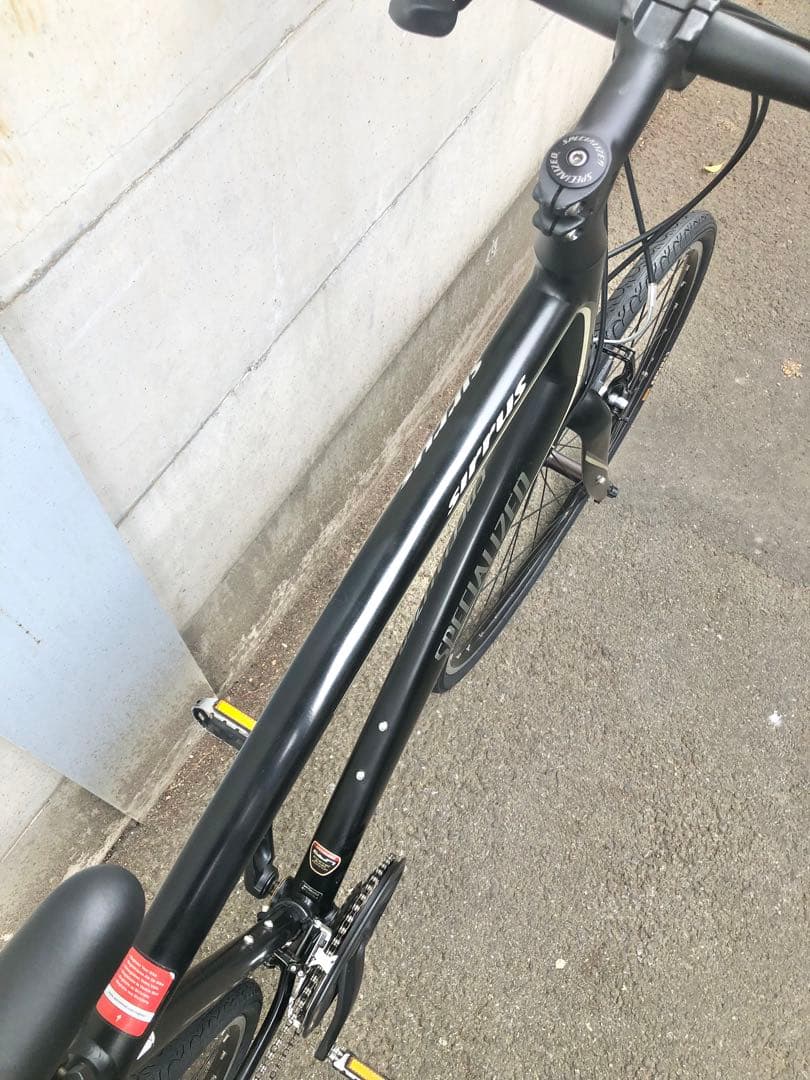 【1点傷だが極美品】スペシャライズド　シラス　24速　クロスバイク　CT570