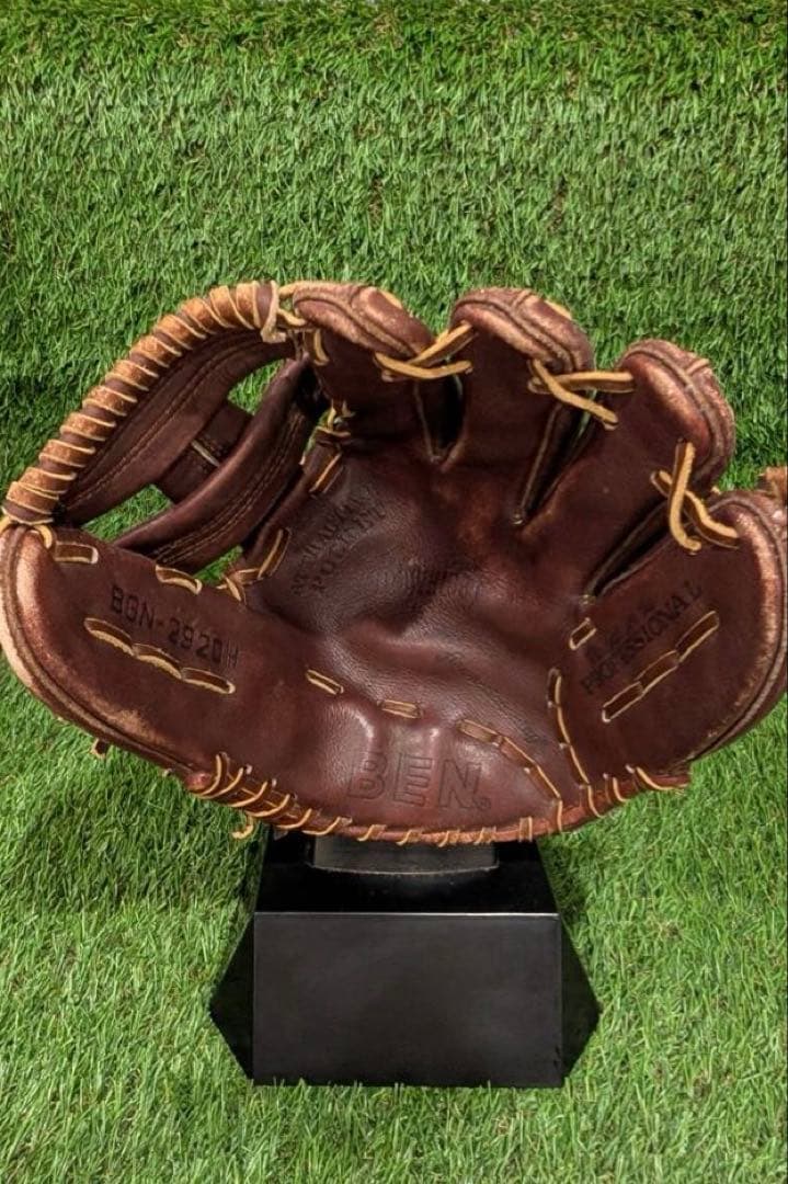 野球グラブ　グローブ　一般軟式大人用　内野手用　真弓モデル　BEN