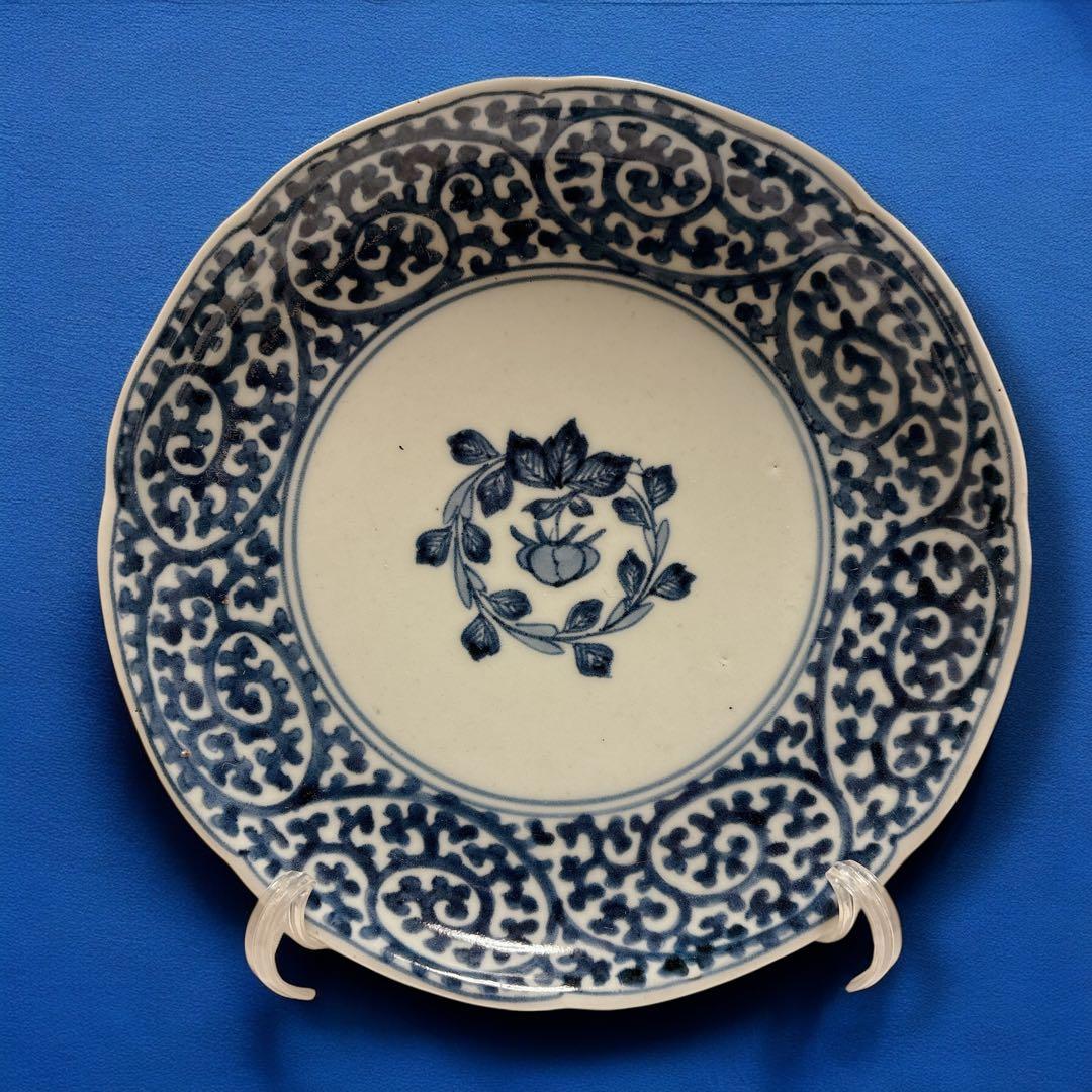 骨董品 アンティーク 蛸唐草 古伊万里 皿 丸皿 染付け 藍色 伊万里 渦福銘