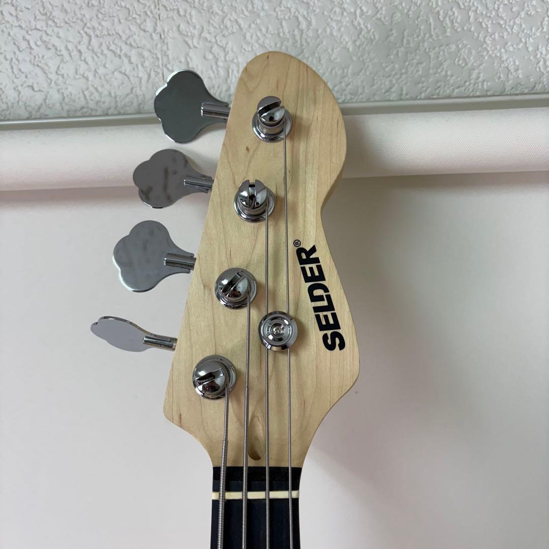 SELDER エレキベース ホワイト