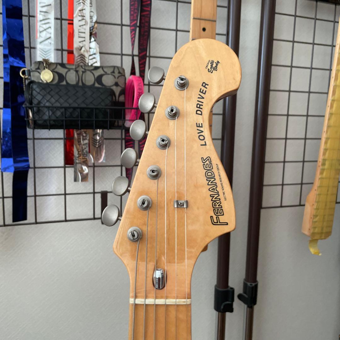 FERNANDES LOVE D kenモデル