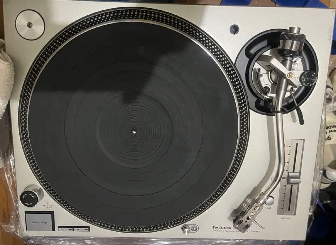 Technics 　ターンテーブル シルバー トーンアーム付き