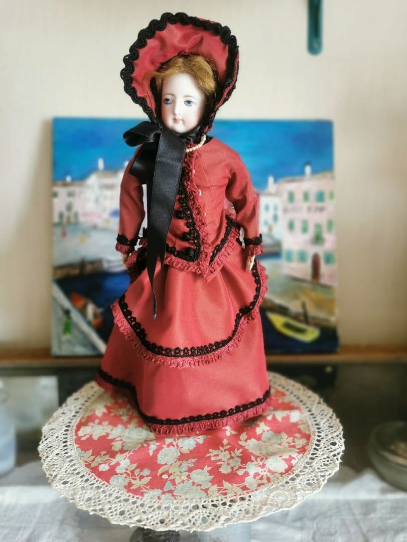 アンティーク ゴーチェ フレンチファッションビスクドール 赤と黒のドレス ２号