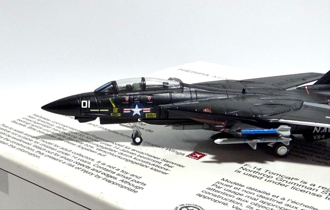 herpa 1/200 F-14A US Navy VX-4 ブラックバニー
