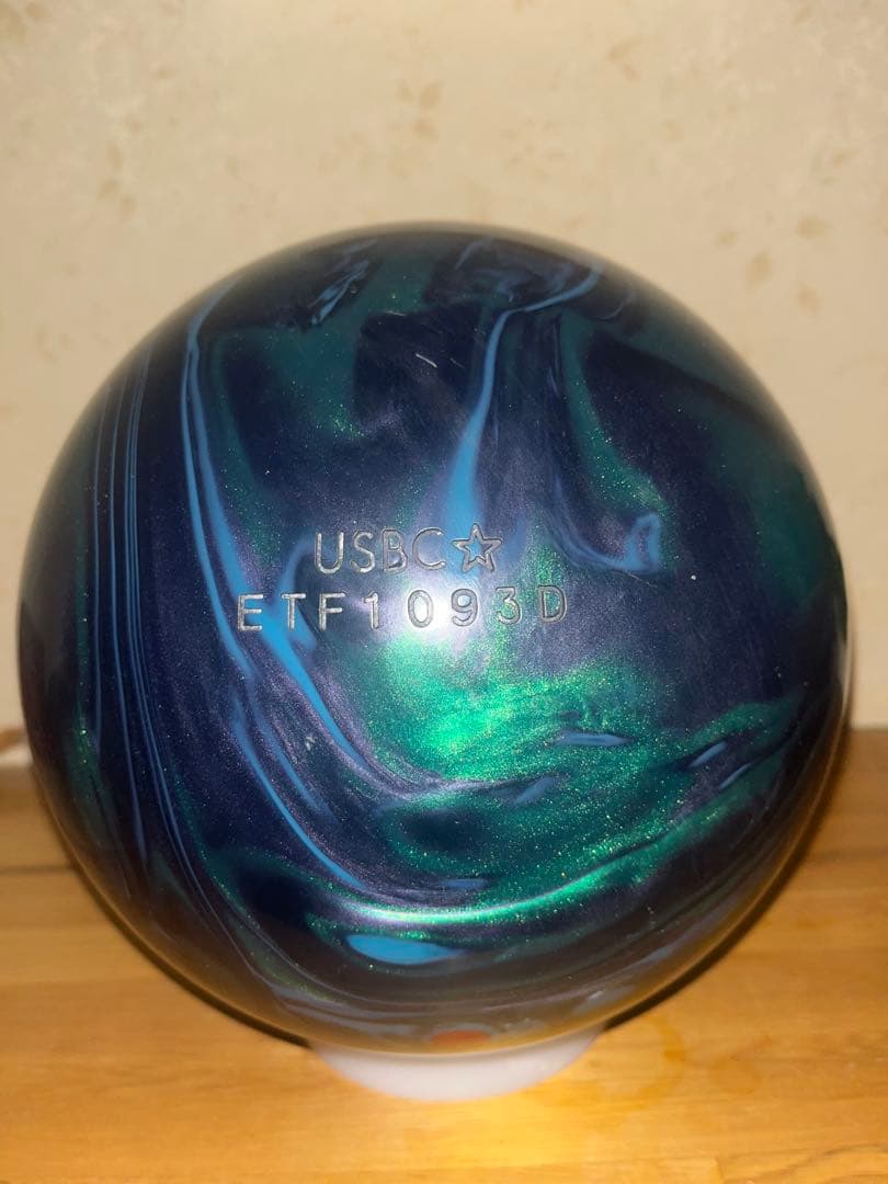 中古品 ブラックウィドーナイトブレイカーハイブリッド 15ポンド