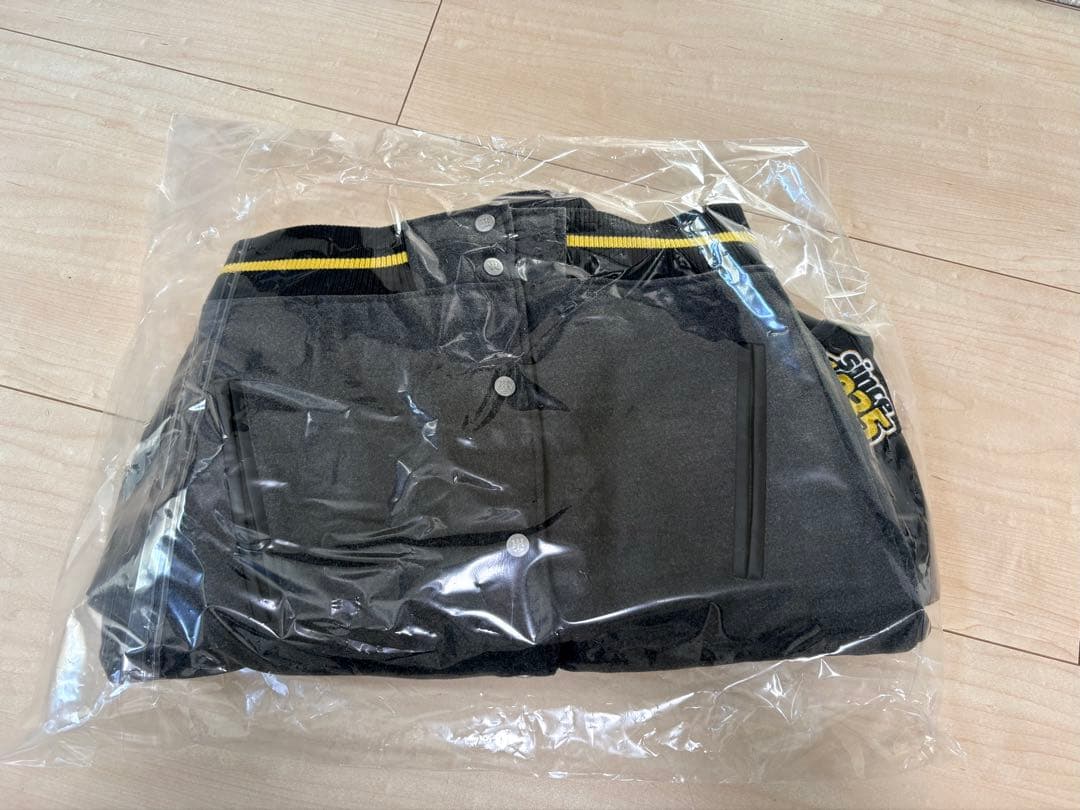 阪神2026年度ファンクラブ特典　セミオーダースタジアムジャンパー