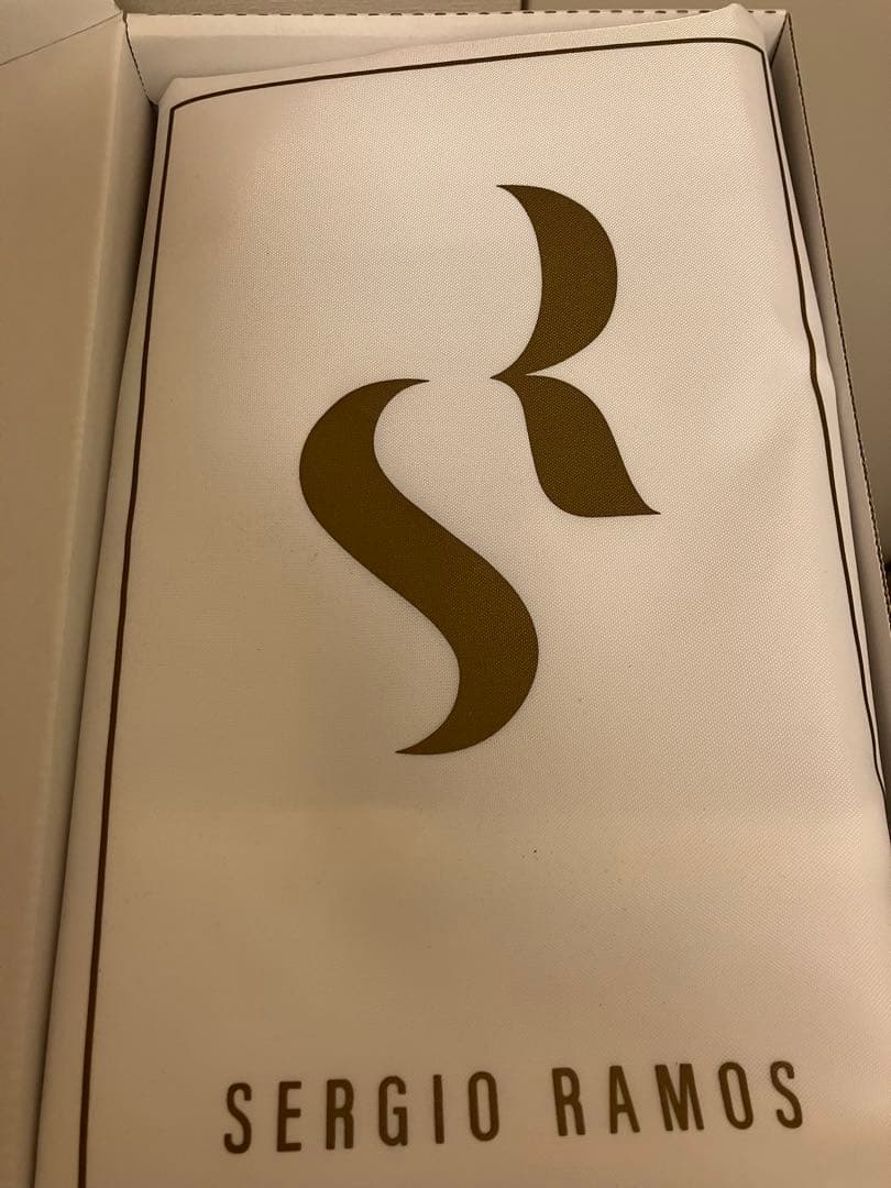 ミズノ　サッカースパイク　モレリアネオ4 セルヒオ・ラモス 26.0