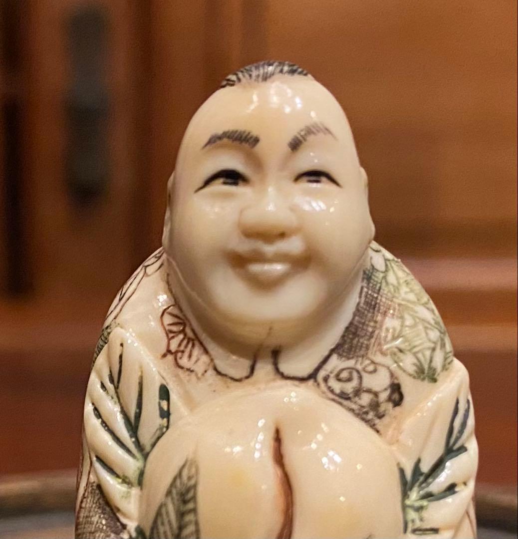 根付　唐子と桃　吉祥彫刻　細密細工　天然素材　ヴィンテージ　レア 台湾茶器