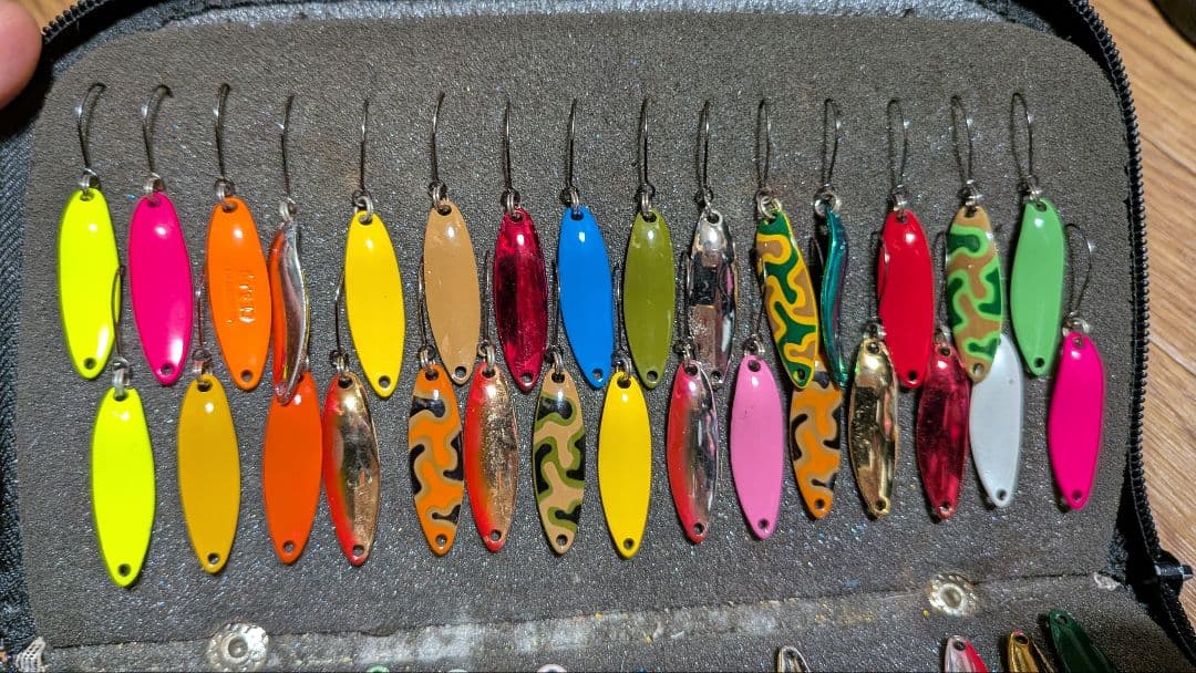 美品 シマノ カーディフ スプーンセット 138枚 管釣り