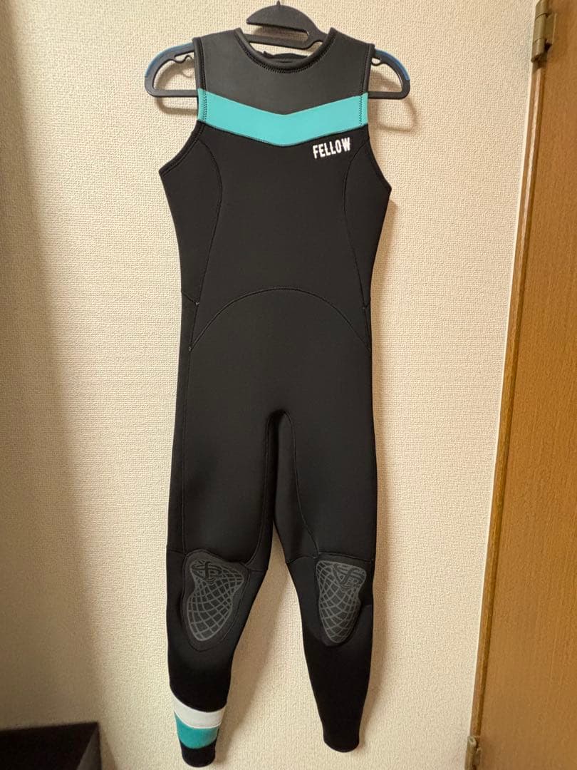 FELLOW ウェットスーツ ブラック/ターコイズ　タッパーとロングジョン2点
