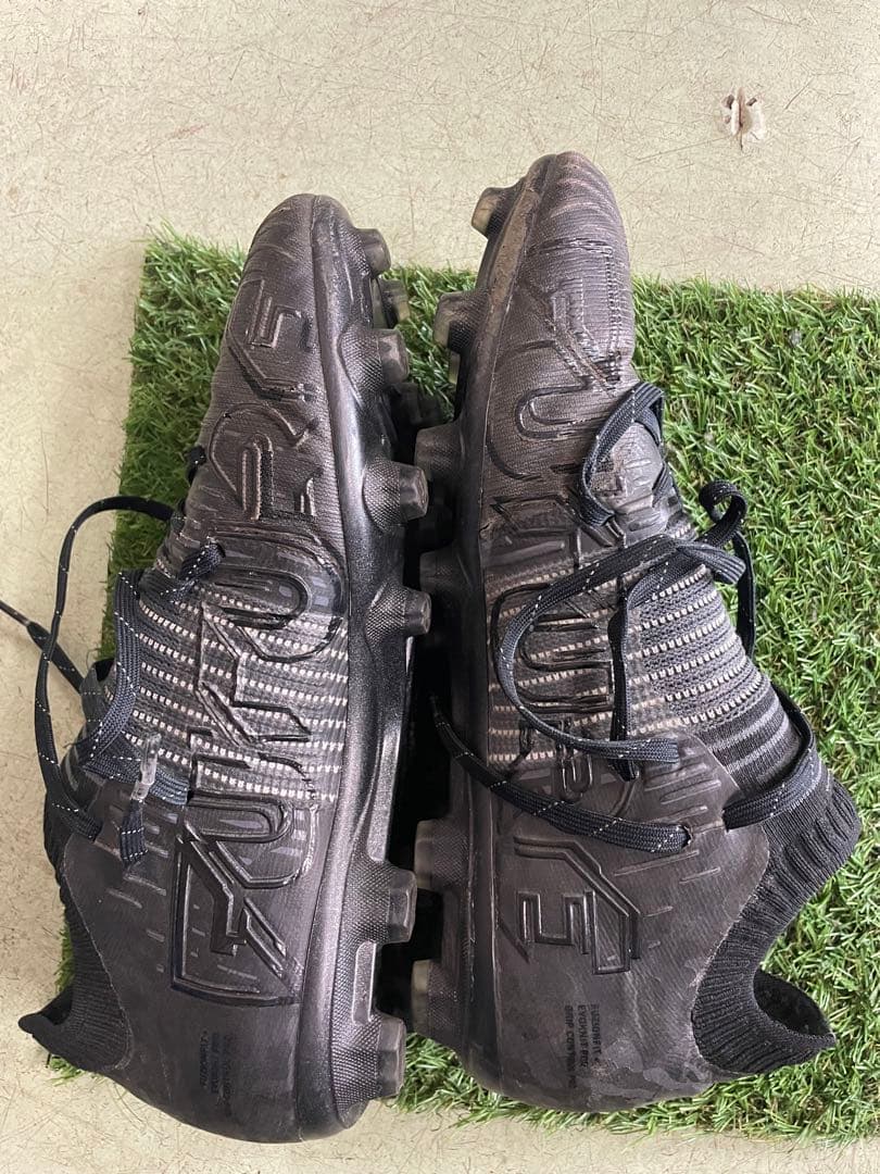 プーマ　スパイク　フューチャー　27.5