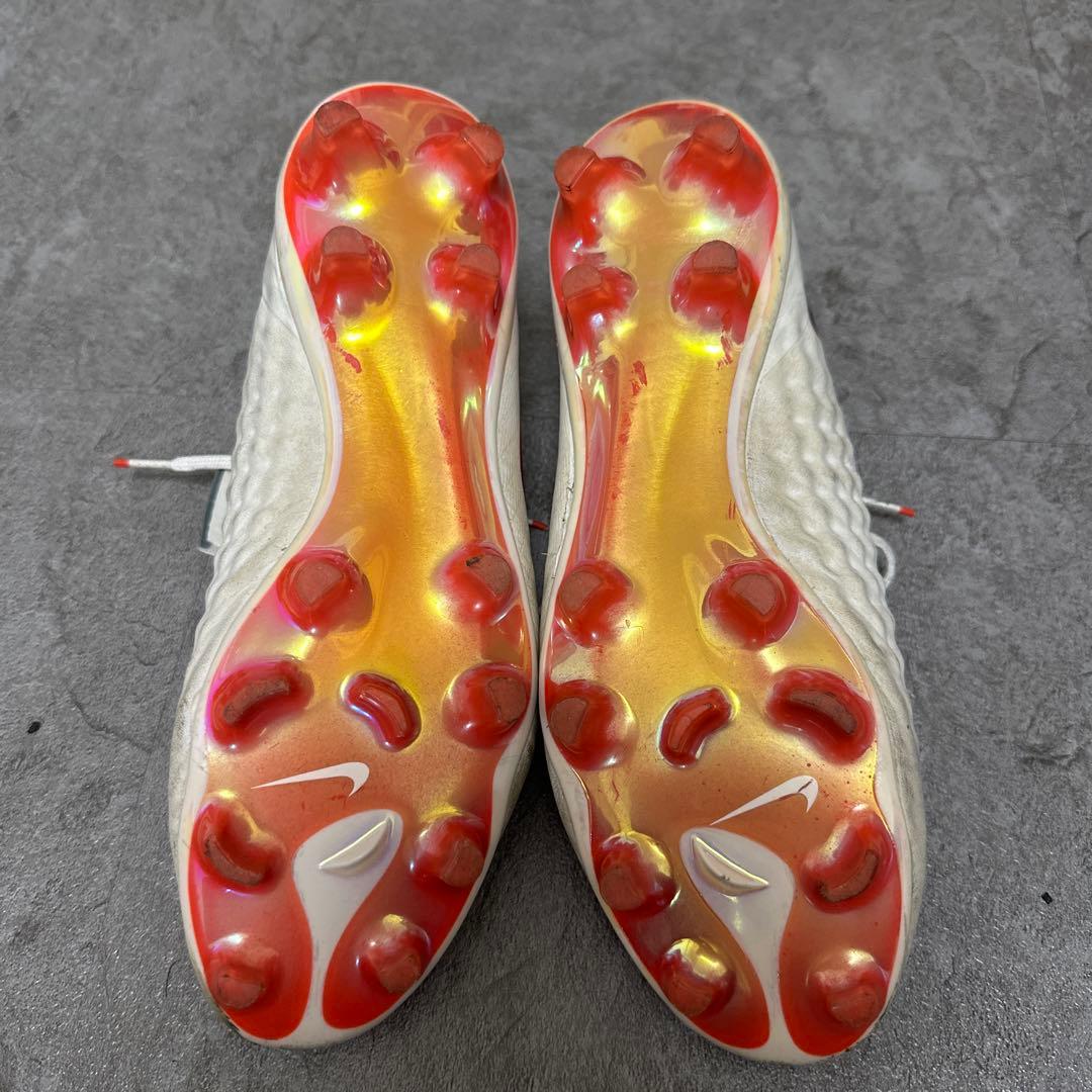 Nike マジスタACG