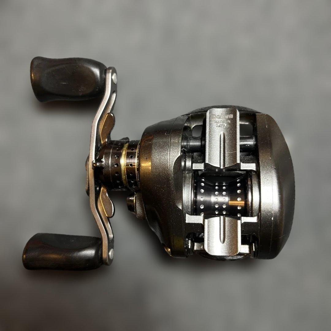 Daiwa スティーズ　右ハンドル　動作良好