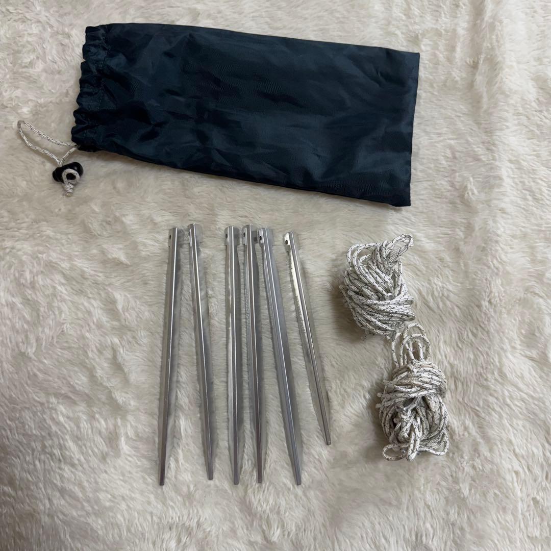 美品モンベル現行モデル　ミニタープ　ダークグリーン　ポール付