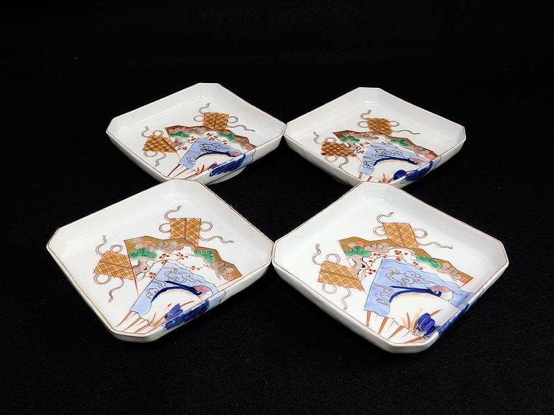 古伊万里　染錦　松に丹頂鶴の図　角皿　４枚　D827AS-BJn