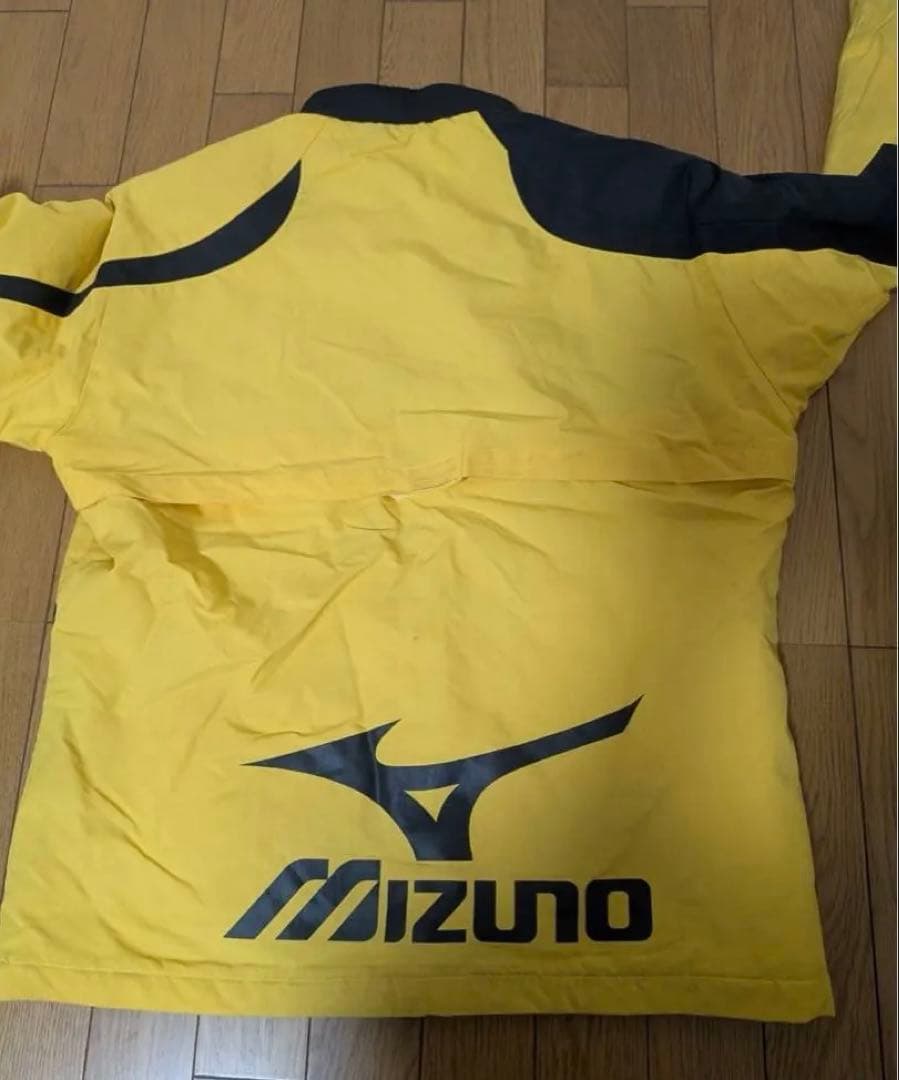 ミズノ　神戸弘陵サッカー部　ウインドブレーカー　Mサイズ上下セット