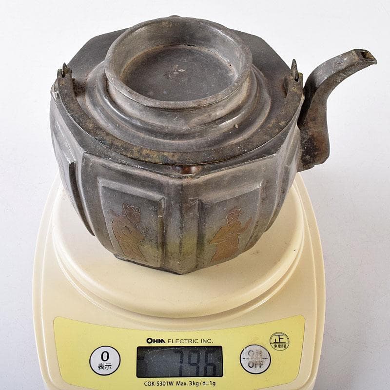 BLACK　中国　古錫　人物文　八角湯沸かし　急須　V　8087