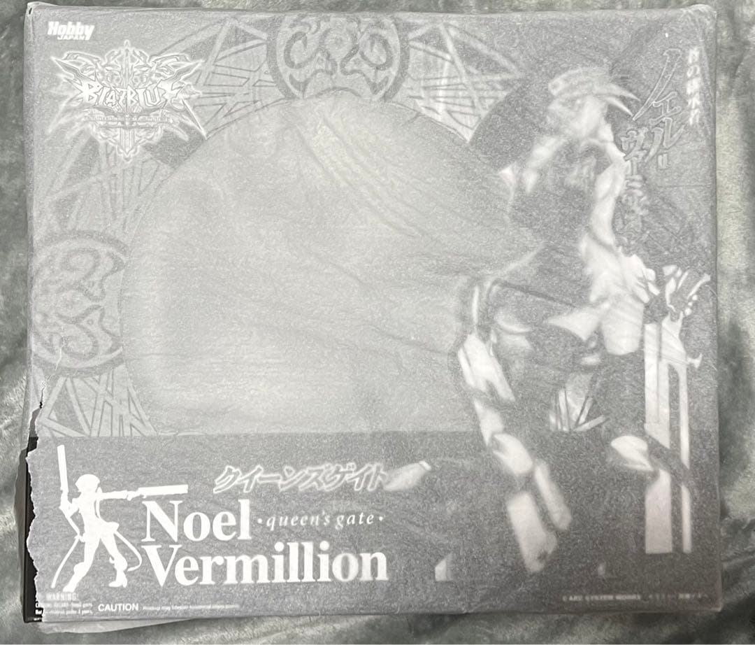 クイーンズゲイト 蒼の継承者 ノエル＝ヴァーミリオン 1/8 完成品フィギュア