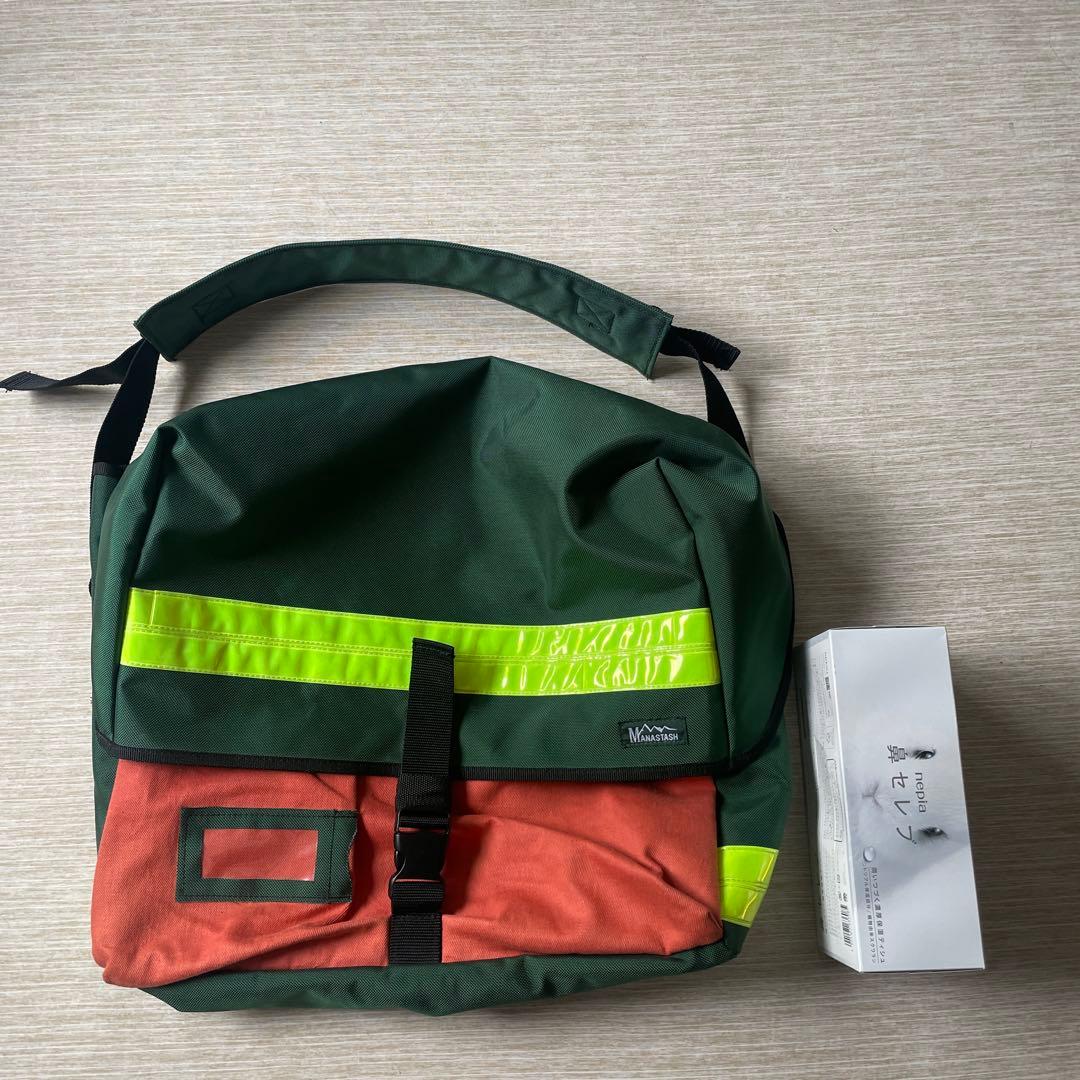 Manastash ショルダーバッグ　メッセンジャーバッグ 緑/オレンジ