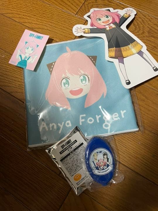 【新品・未使用】非売品グッズ5点セットとUT SPY FAMILY