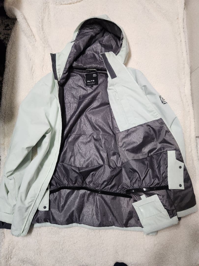 ミントグリーン　DLITE スノボ　ウェア　スキー　XL　3L　大きいサイズ