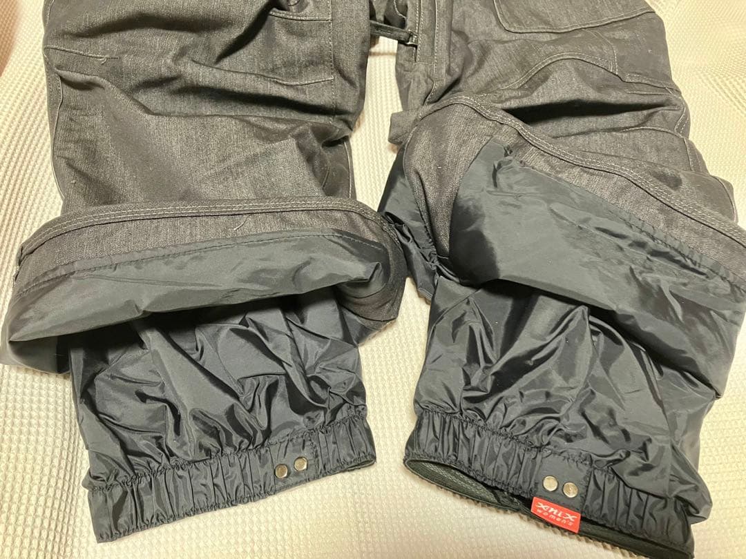 【美品】X-niXスノーボードウェア 上下セット 1回のみ上XS下Sレディース