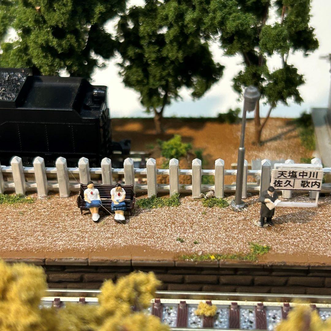 宗谷秋色　宗谷本線旧天塩中川駅　鉄道ジオラマ　Nゲージ　展示台