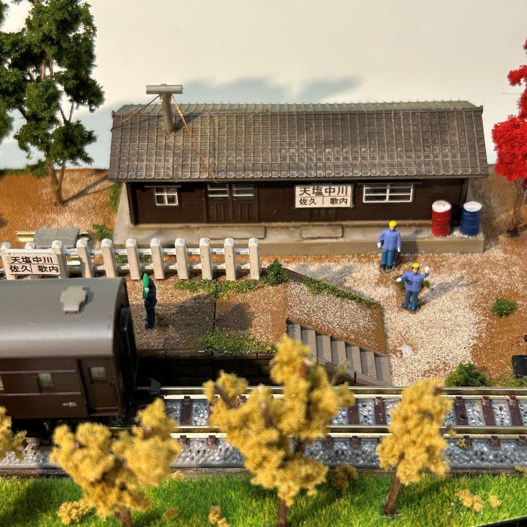 宗谷秋色　宗谷本線旧天塩中川駅　鉄道ジオラマ　Nゲージ　展示台