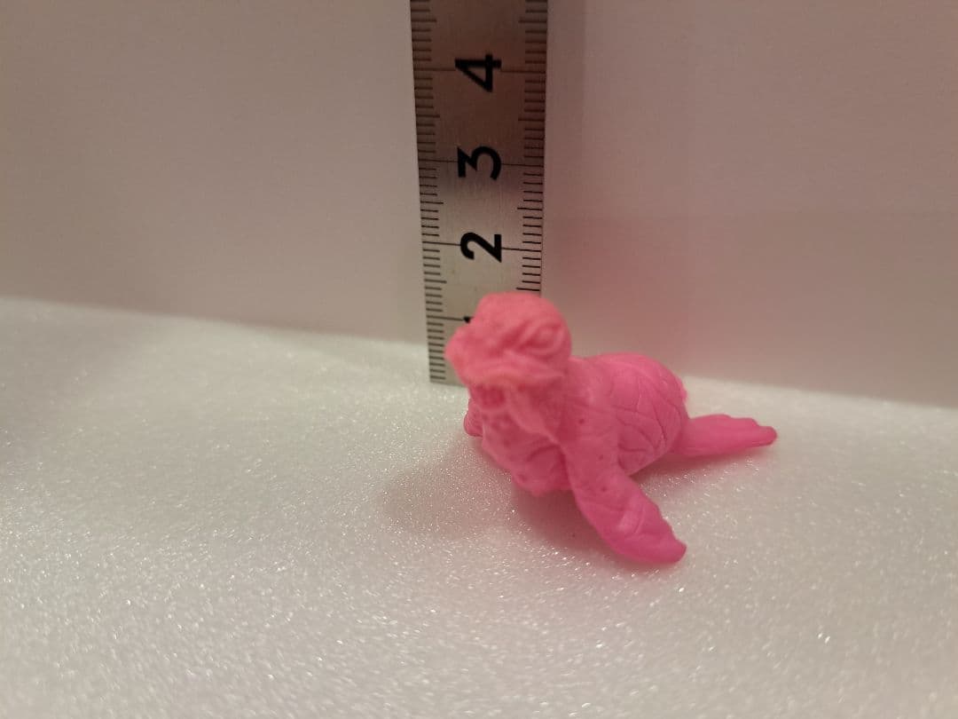 お*)様 「ウルトラQ」怪獣消しゴム「トドラ」