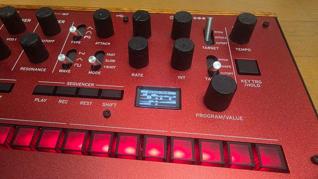 KORG monologue アナログシンセサイザー 25鍵 レッド