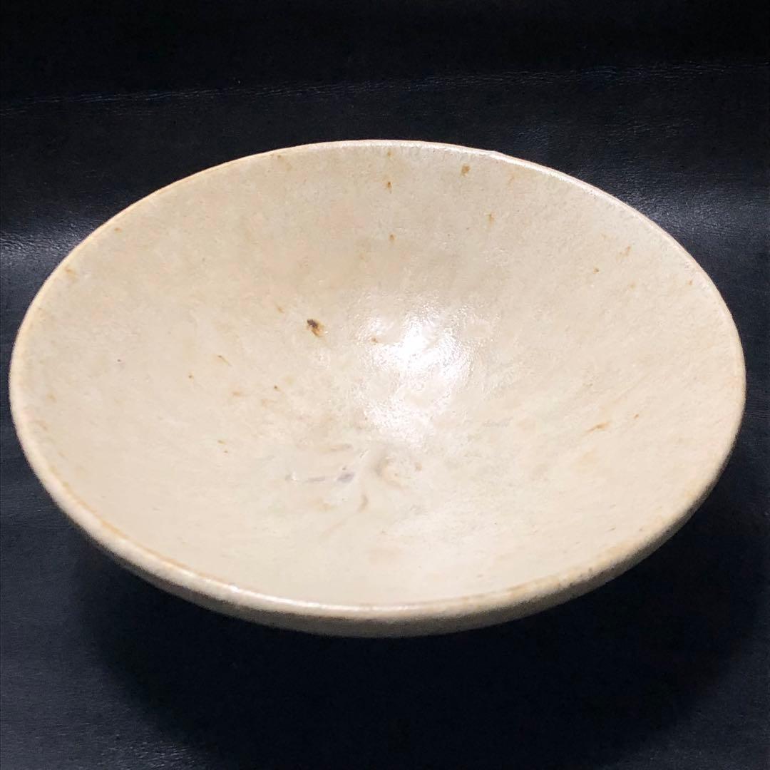 美しい古美術◾️蔵からクリームチーズケーキの様な美しい釉薬の抹茶茶碗が出て来ました