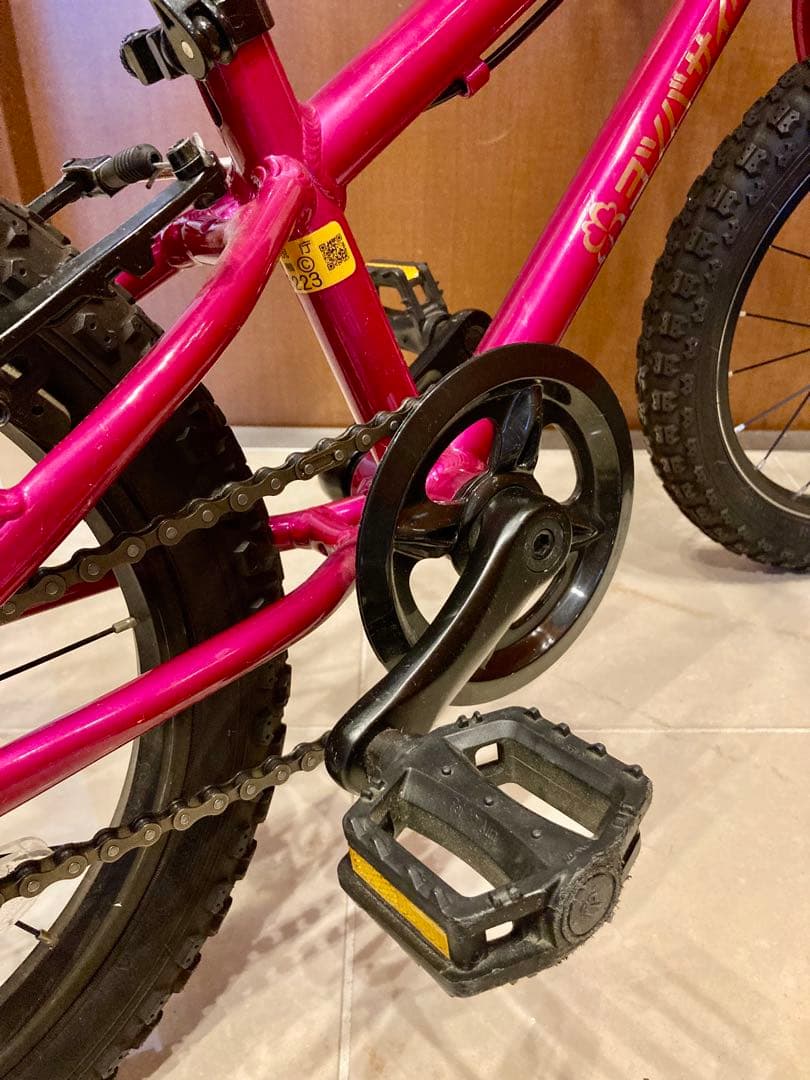 【キャリーバッグ付き・極美品】ヨツバサイクル　16インチ　クリスタルピンク