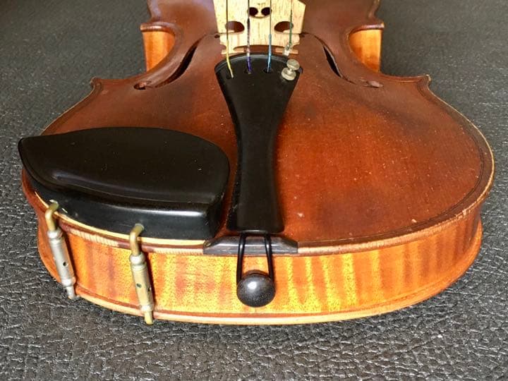 バイオリン 中国メーカー 1943年製かな？