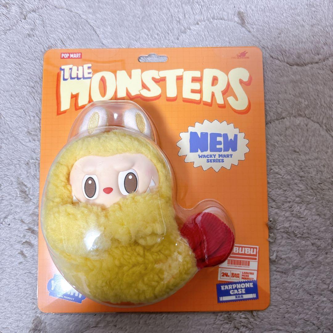 ラブブ FALL IN WILD Wacky Mart イヤホンケース