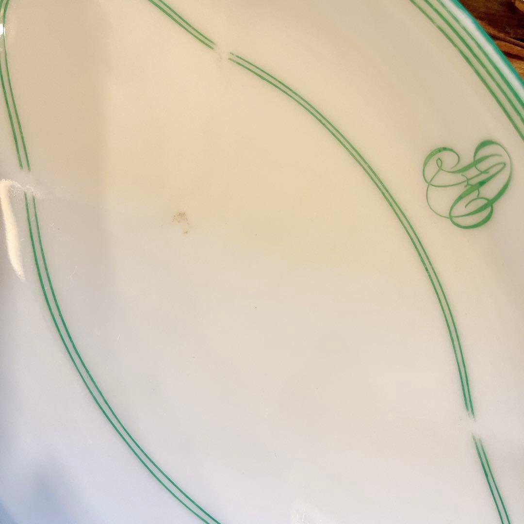 B パリ窯　グリーンラインが素敵なラヴィエ