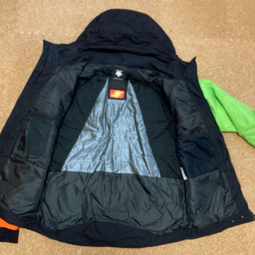 【美品】デサントdescentスキーウェアスキー HEAT NAVIMメンズ黒