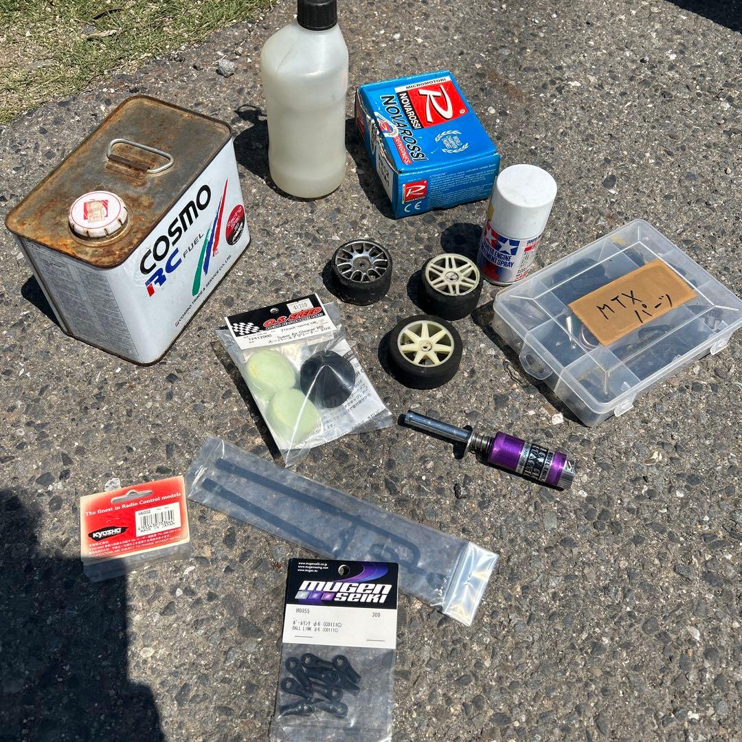 エンジン２速ミッション　ラジコンカーとプロポ　スターター全て揃ったセット