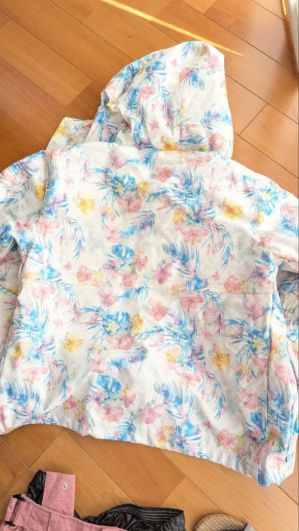 スキーウェア　150 　女子　美品　スキーウエア　上下