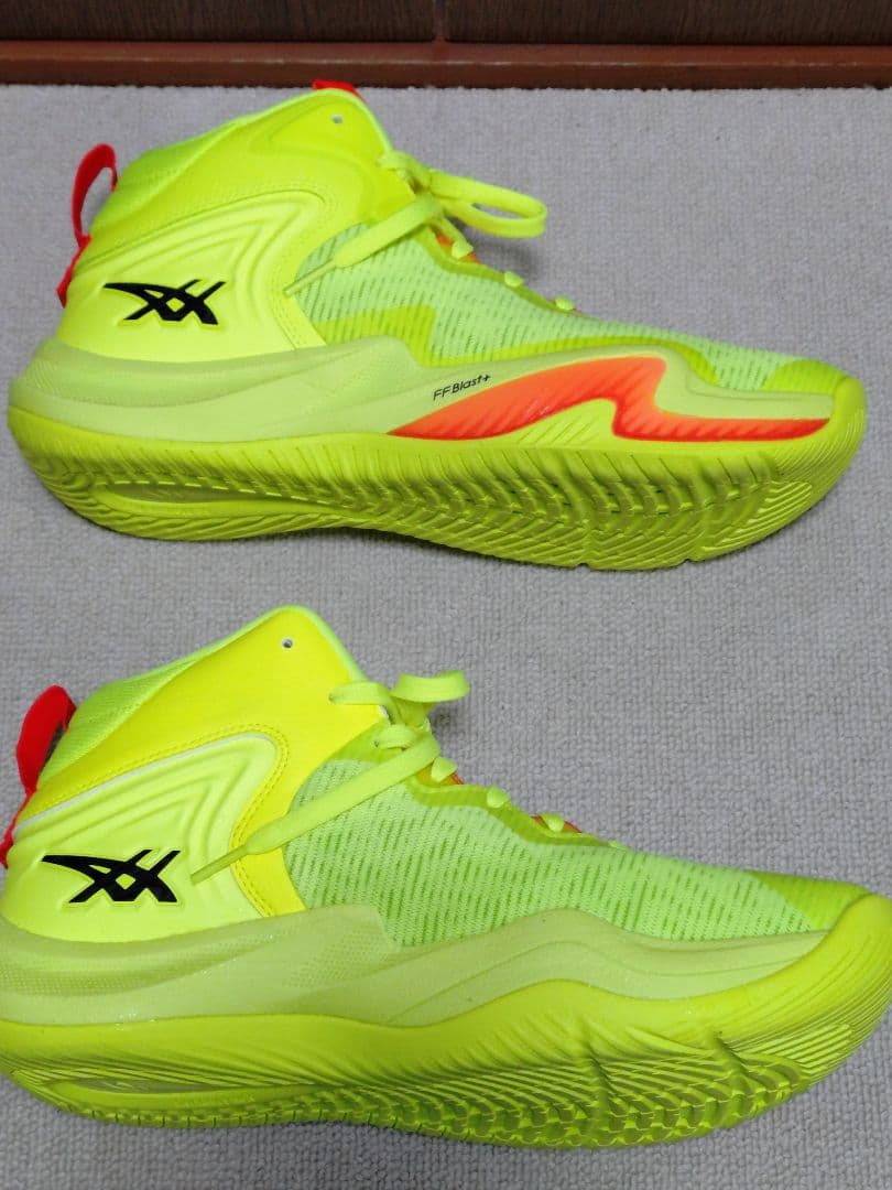 asics(アシックス) NOVA SURGE 3 ノヴァサージ3 PARIS