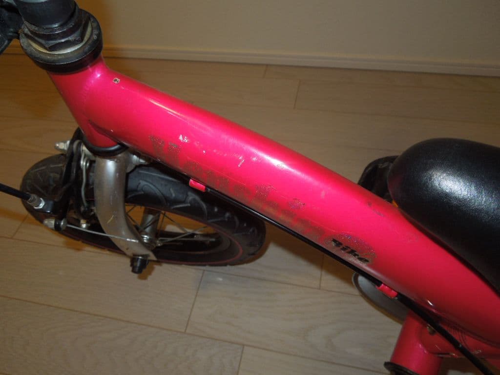 Henshin ピンクバランスバイク