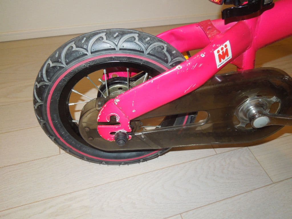 Henshin ピンクバランスバイク