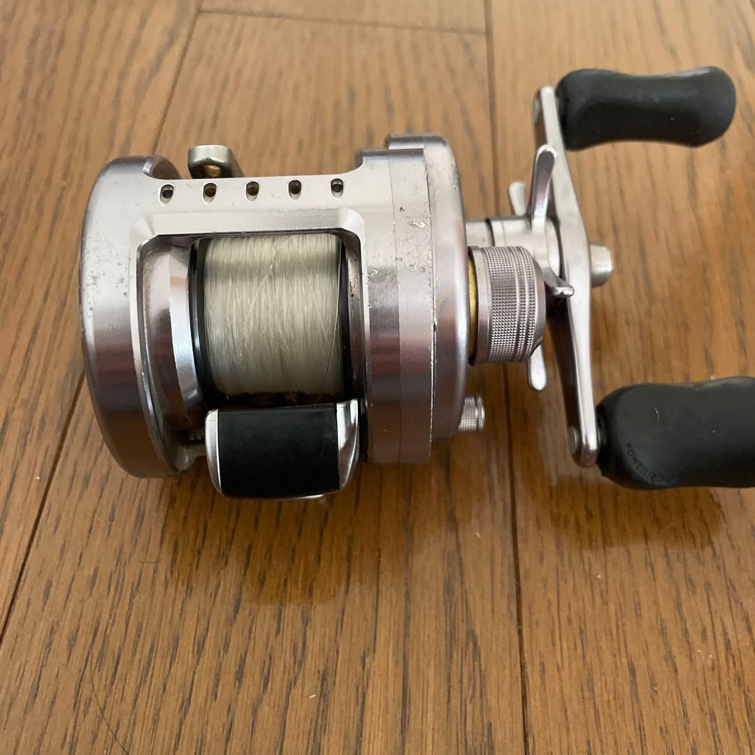 シマノ　カルカッタコンクエスト100DC