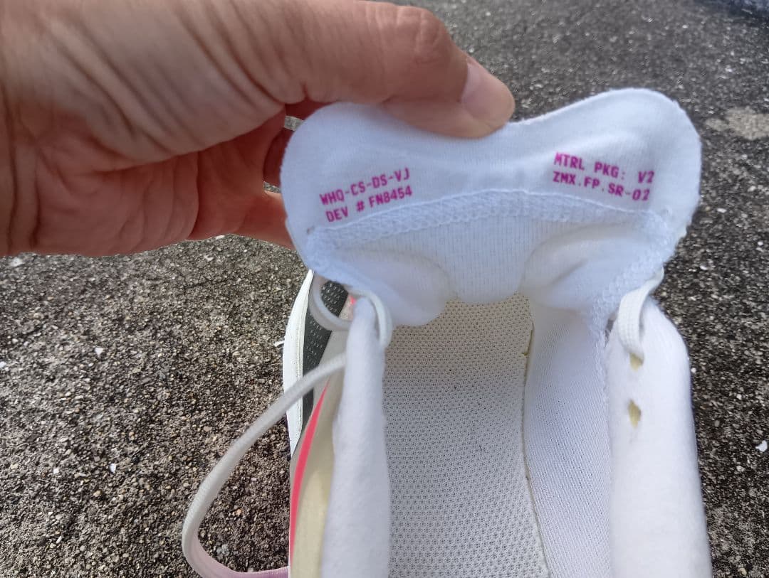 値下げ美品Nike Zoom Fly6 ランニングシューズ 22.5