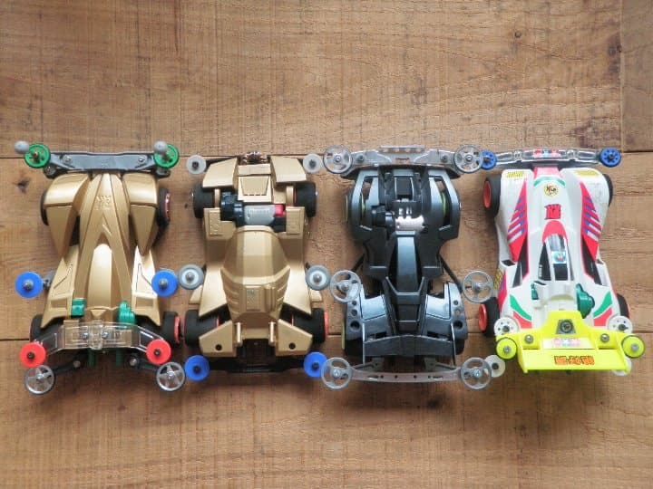 ミニ四駆セット（レツ&ゴー レーサーバトル電子手帳付き）