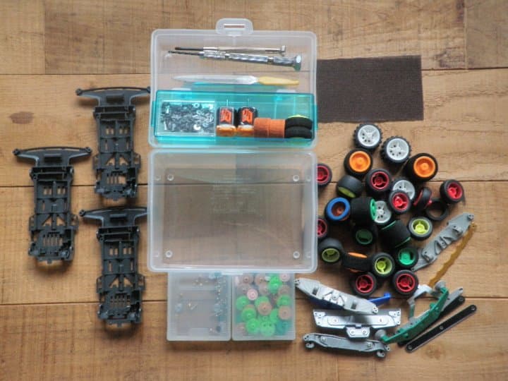 ミニ四駆セット（レツ&ゴー レーサーバトル電子手帳付き）